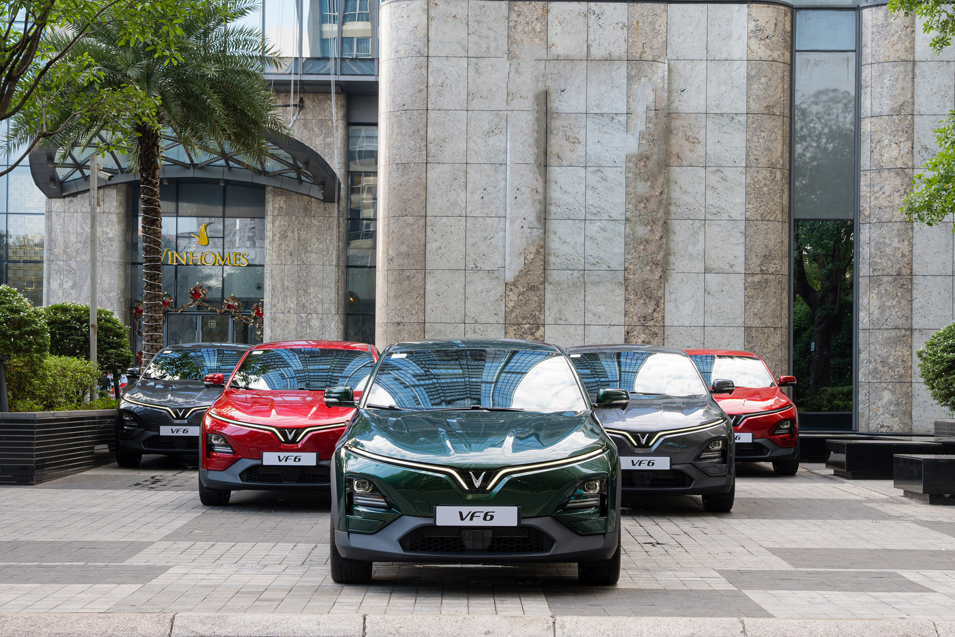 Gần 200.000 xe điện được bàn giao, VinFast thu hơn 90.000 tỷ đồng năm 2025