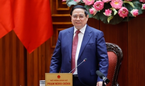 PM affirms stable petrol supplies for production and consumption