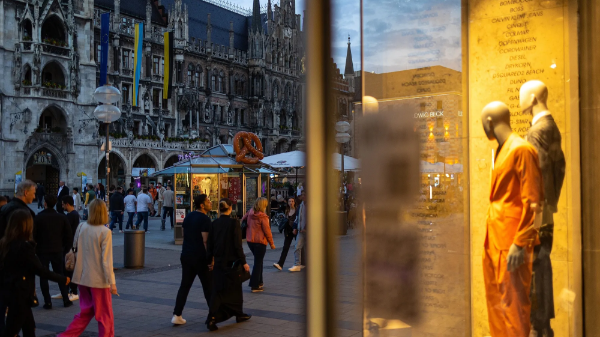 So sánh tốc độ tăng trưởng GDP thực của các nước châu Âu năm 2025