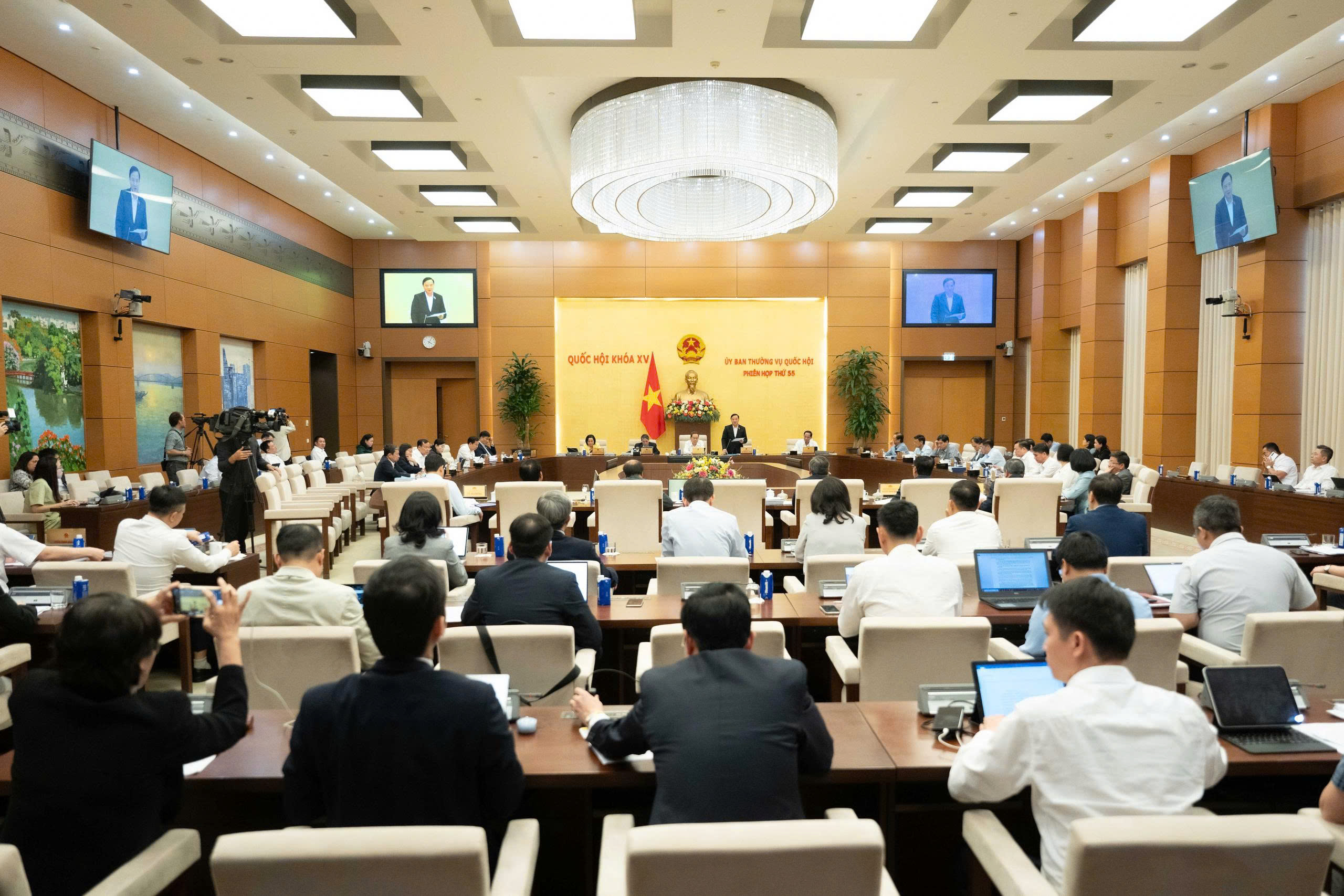 Toàn cảnh phiên họp. Ảnh: Quốc hội.