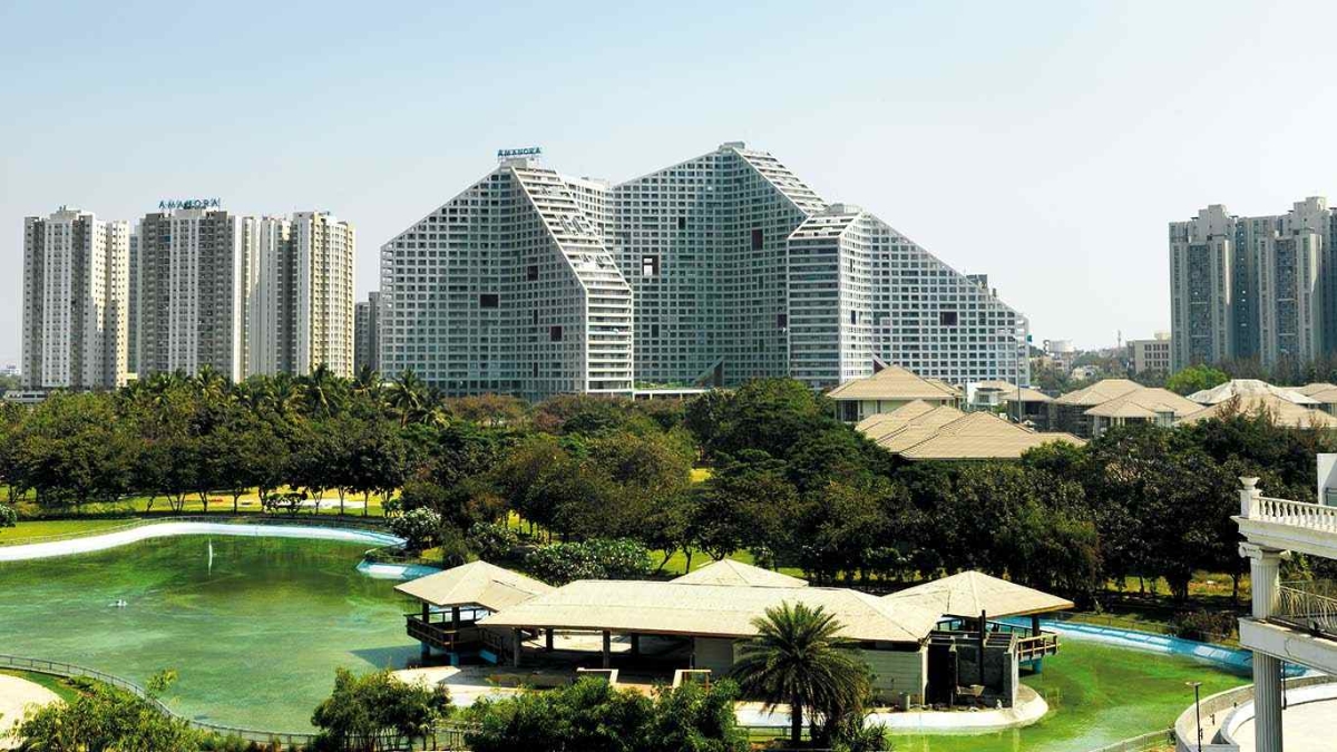Amanora Park Town – khu đô thị lớn được ví như “cuộc cách mạng trong lịch sử bất động sản” tại Ấn Độ – tích hợp nhiều loại hình nhà ở, tòa nhà văn phòng, trường học và tiện ích thiết yếu. Nguồn ảnh: Amanora.com