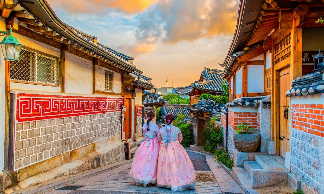 “Săn” tour 30/4 sớm, du khách Việt chuộng các chặng bay gần