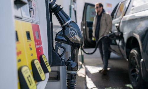 Giới chuyên gia bi quan về tác động của cú sốc giá dầu đến kinh tế Mỹ