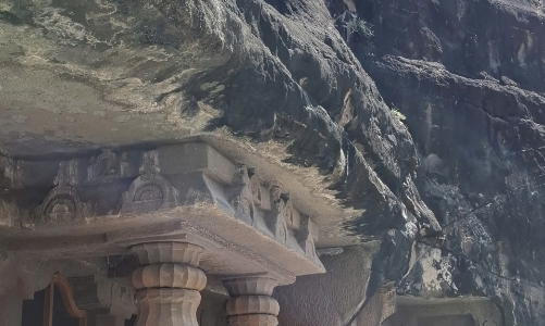 Ajanta Caves - A Masterpiece of Buddhist Painting Carved into 2,000-Year-Old Cliffs