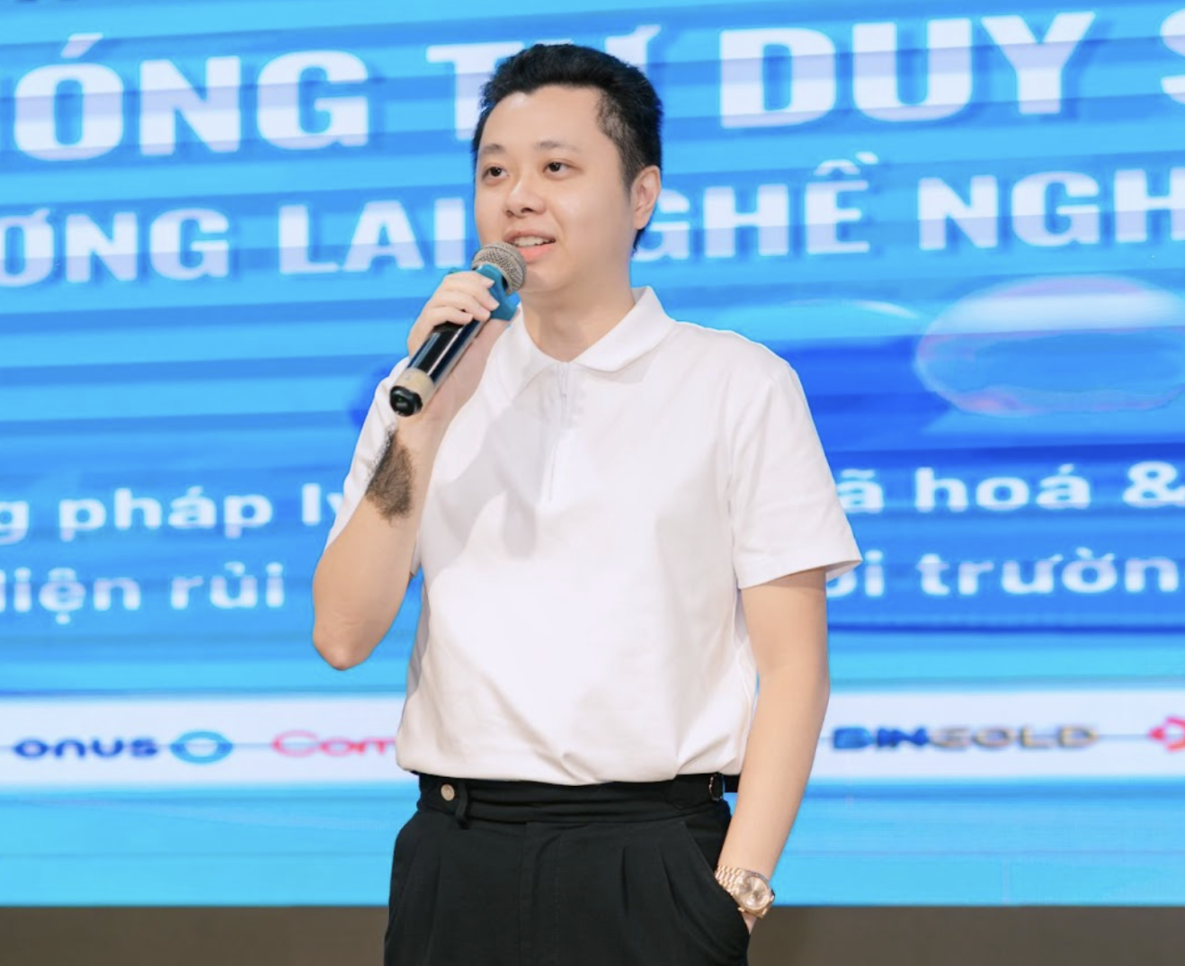 Ông Trần Huyền Dinh, nhà sáng lập kiêm CEO AlphaTrue