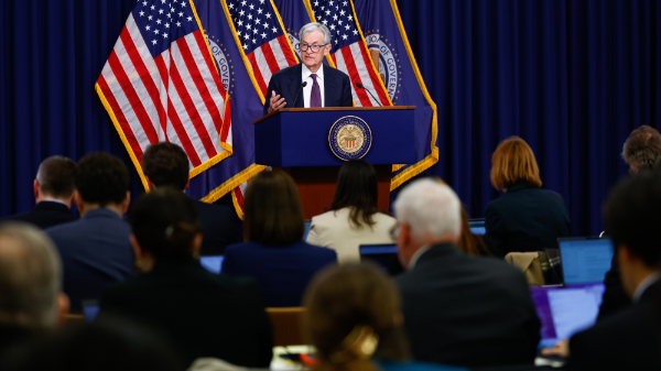 Fed giữ nguyên lãi suất, dự báo chỉ giảm một lần trong năm 2026