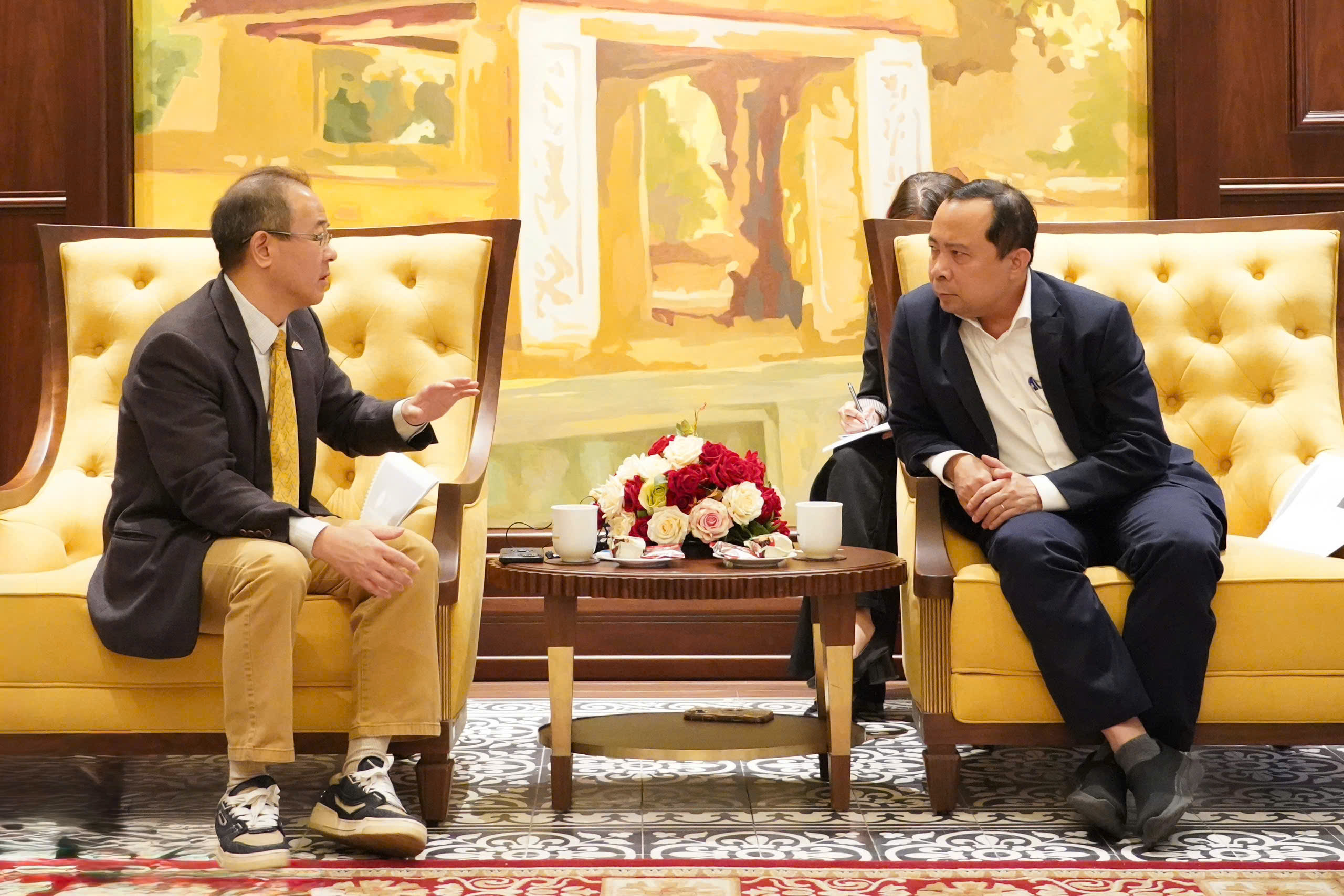 Thứ trưởng Thường trực Bộ Khoa học và Công nghệ Vũ Hải Quân làm việc với Gobi Partners.