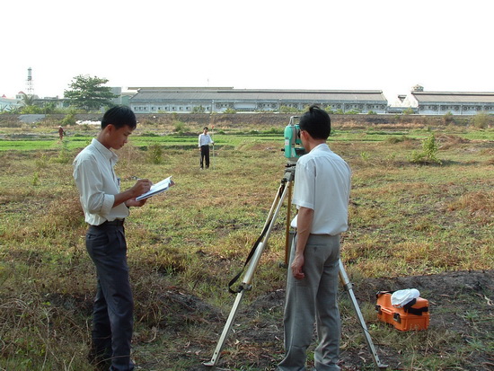 Việc hoàn thiện hệ số điều chỉnh giá đất được kỳ vọng sẽ góp phần nâng cao hiệu quả sử dụng đất, thúc đẩy thị trường bất động sản phát triển minh bạch, lành mạnh. Ảnh minh họa