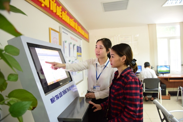 Hà Nội lấy sự hài lòng của dân làm thước đo chuyển đổi số.