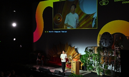 Start-up Việt Nam trình bày giải pháp lưu trữ năng lượng nhiệt bằng cát (pin cát) tại SET Award 2026 (Berlin, Đức).