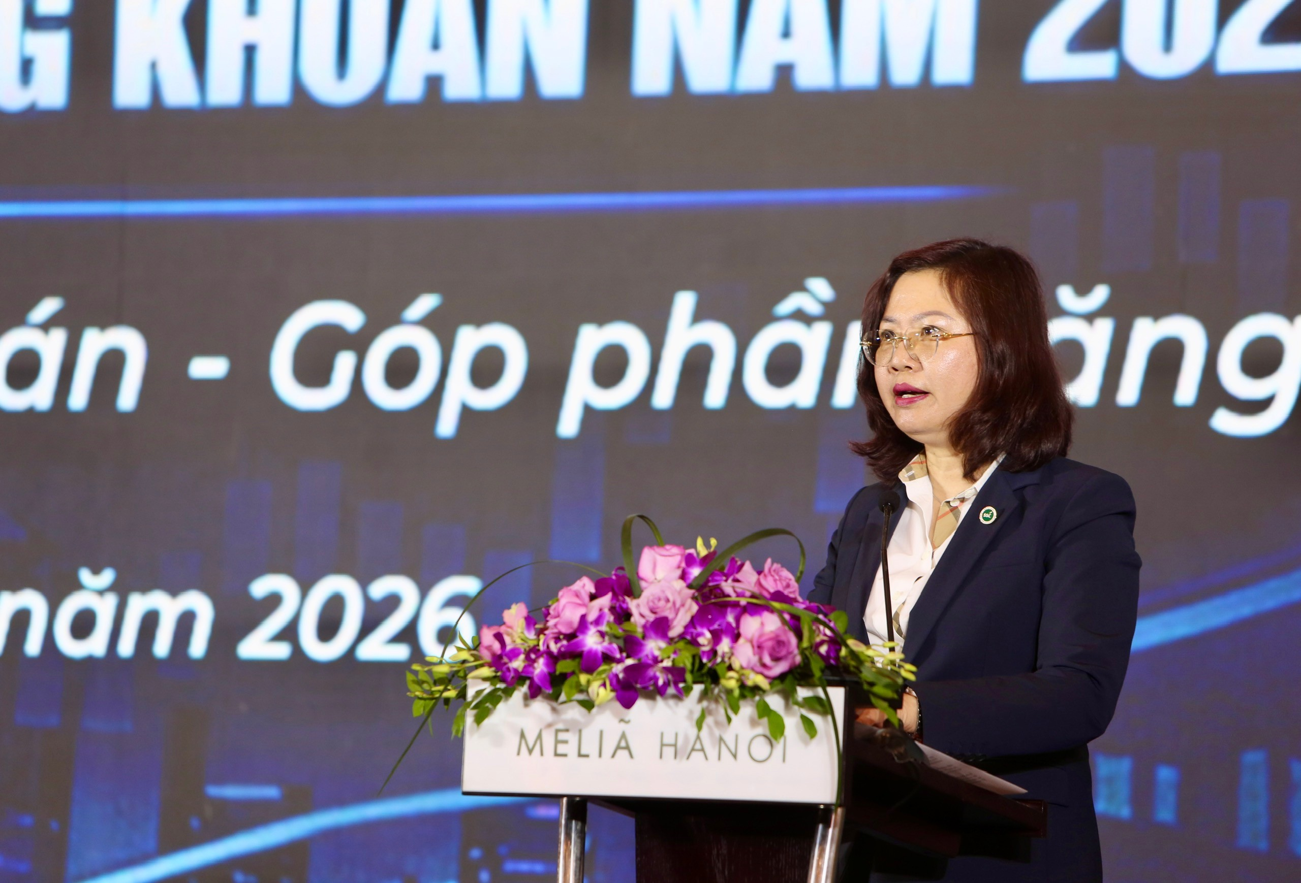 Bà Vũ Thị Chân Phương, Chủ tịch Ủy ban Chứng khoán Nhà nước. 