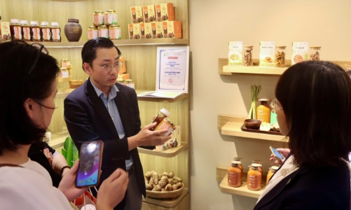 “Sức sống hàng Việt”: Khơi dậy niềm tự hào và khát vọng xanh của thế hệ trẻ