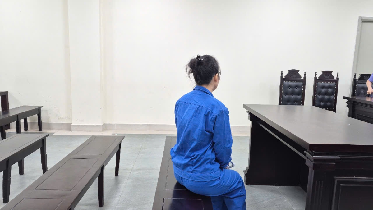 Bị cáo Nguyễn Thị Nhung tại tòa