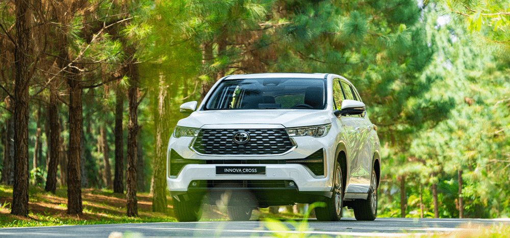 Toyota Innova Cross HEV.