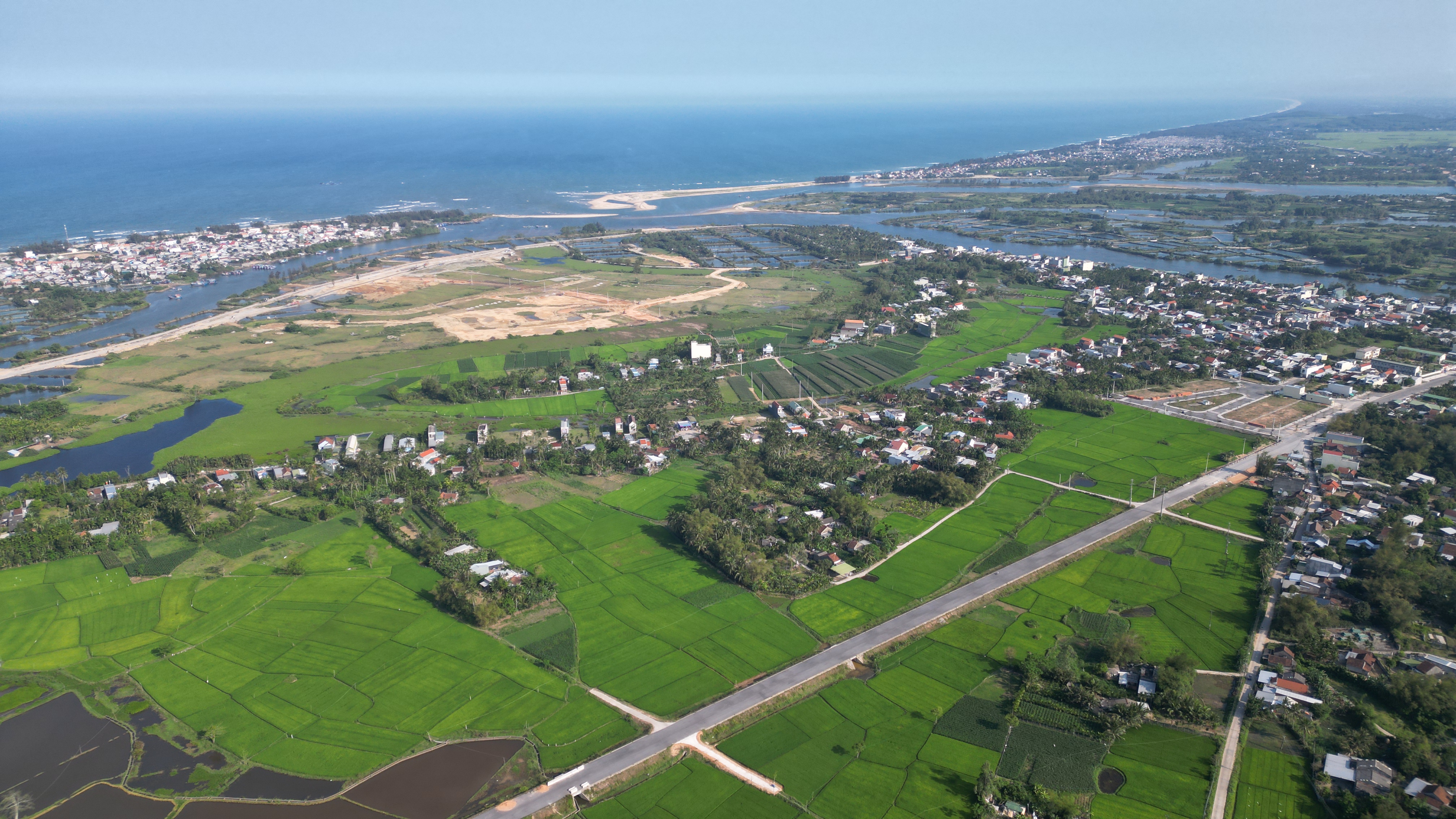 Dự án Coastal Quảng Ngãi được xây dựng trên địa bàn xã Tư Nghĩa.