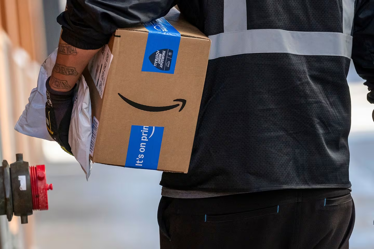 Amazon triển khai dịch vụ giao hàng trong 1 giờ và 3 giờ cho hơn 90.000 sản phẩm tại Mỹ