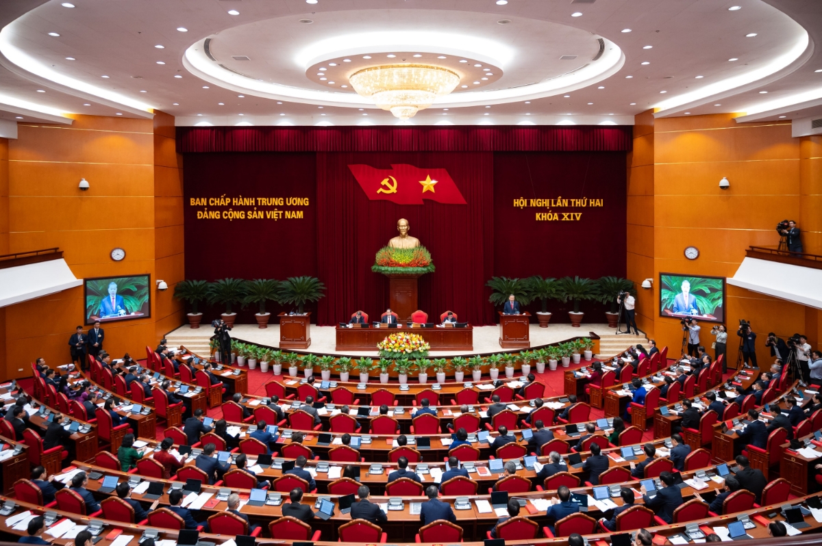 Hội nghị lần thứ Hai Ban Chấp hành Trung ương Đảng khoá XIV đã khai mạc tại Thủ đô Hà Nội.