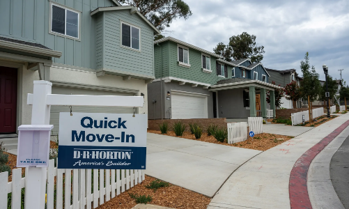 Chiến tranh ở Vùng Vịnh khiến lãi suất vay mua nhà trả góp ở Mỹ tăng mạnh