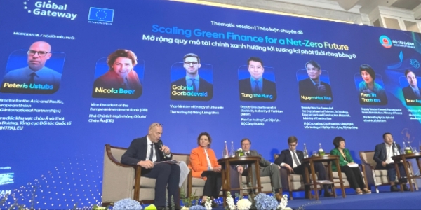 Diễn đàn Kinh doanh và Đầu tư EU–Việt Nam với chủ đề “Chiến lược Cửa ngõ Toàn cầu: Hợp tác đầu tư hướng tới tương lai bền vững” diễn ra vào sáng ngày 24/3/2026 tại Hà Nội.