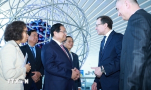 Thủ tướng Phạm Minh Chính tìm hiểu về năng lượng hạt nhân, tàu điện ngầm của Nga