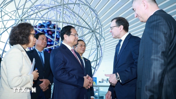 Thủ tướng Phạm Minh Chính tìm hiểu về năng lượng hạt nhân, tàu điện ngầm của Nga