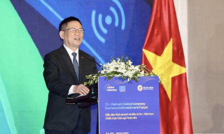 Phó Thủ tướng Hồ Đức Phớc phát biểu tại Diễn Kinh doanh và Đầu tư EU–Việt Nam