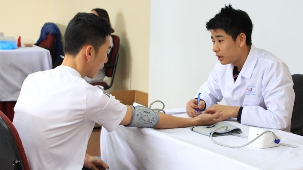 Phát hiện bệnh lao gắn với khám sức khỏe định kỳ cho mỗi người dân