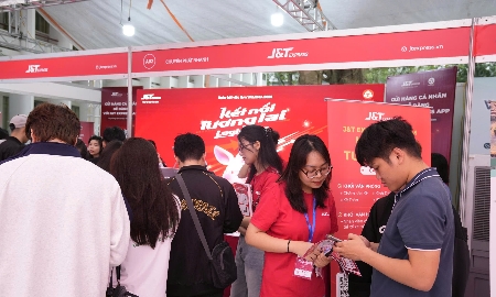 J&T Express: Kết nối tương lai logistics tại VALOMA LOGFAIR 2026