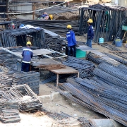 Không để xảy ra tình trạng đầu cơ, thổi giá vật liệu xây dựng 