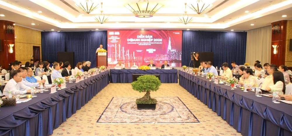 Toàn cảnh diễn đàn