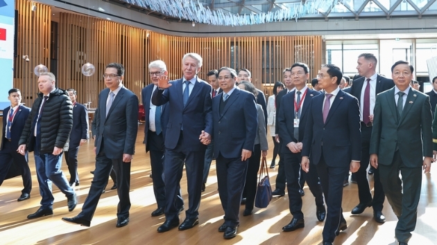 PM proposes Russia's Novatek Group to boost energy cooperation 