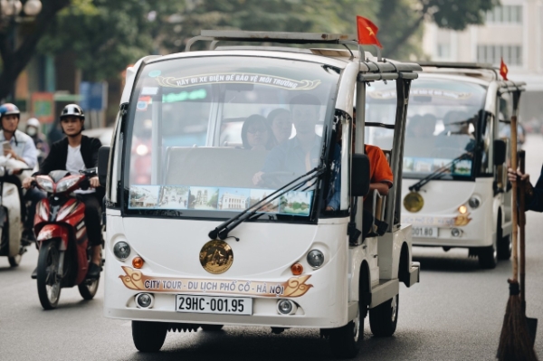 Ùn tắc giao thông là một vấn đề tồn tại lâu dài của Hà Nội.