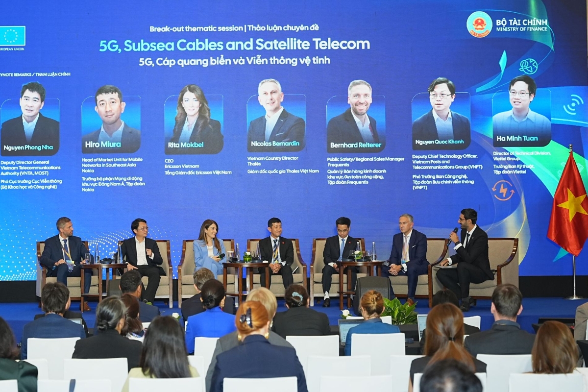 Phiên thảo luận “5G, Cáp quang biển và Viễn thông vệ tinh) trong khuôn khổ Diễn đàn Global Gateway EU – Việt Nam