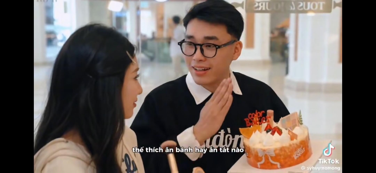 Trước áp lực ngày càng lớn, đoạn video đã nhanh chóng bị gỡ bỏ.