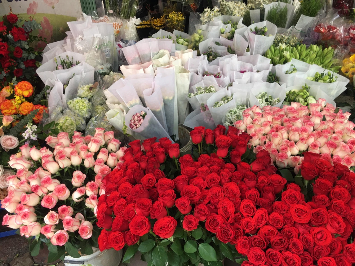 Có ít nhất 14 loại polymer khác nhau được phát hiện trong các phụ kiện bó hoa. Ảnh minh họa.