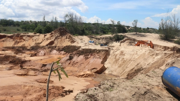 Truy tố 28 bị can trong vụ khai thác titan trái phép, trị giá hơn 1.508 tỷ đồng