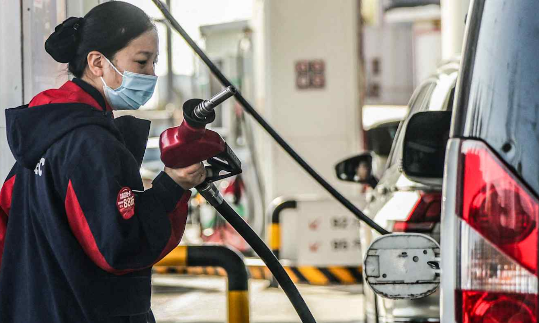 Nhu cầu dầu của Trung Quốc có thể đạt đỉnh ngay trong năm nay