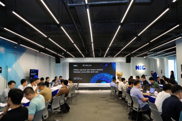 To&agrave;n cảnh chương tr&igrave;nh đ&agrave;o tạo