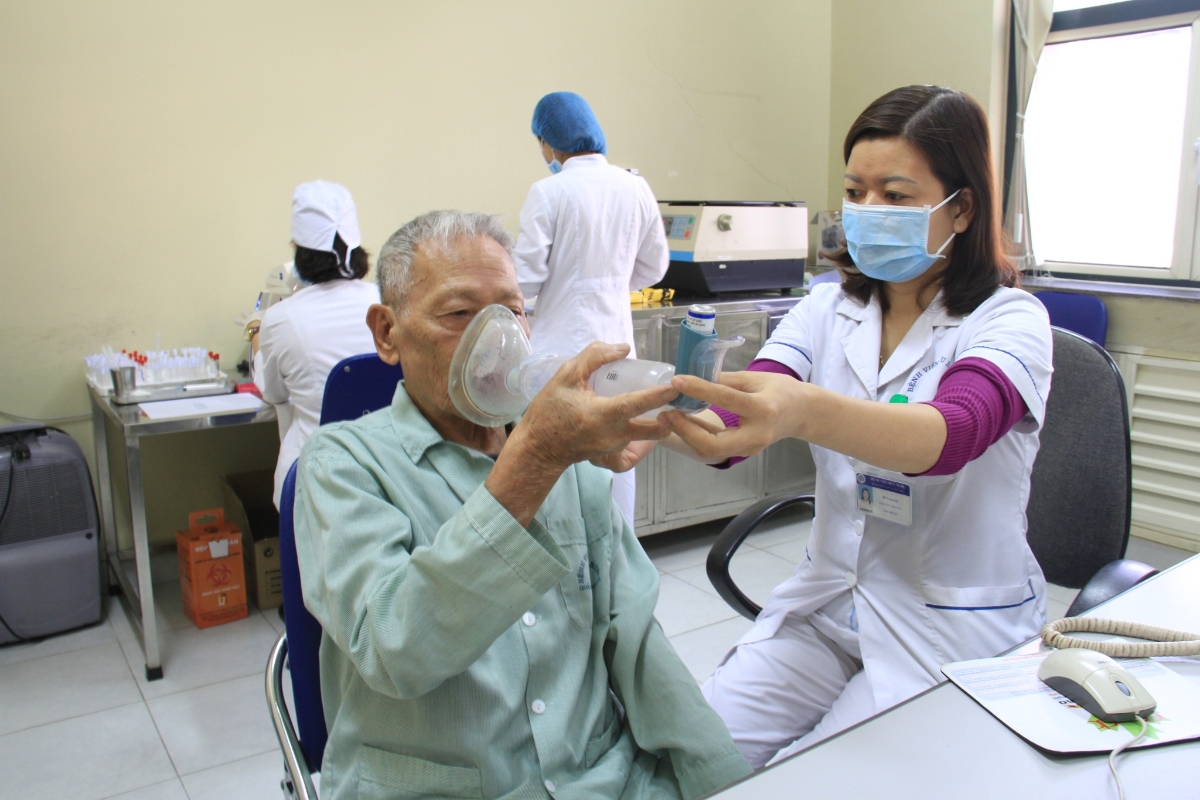 Người cao tuổi ở Việt Nam thường phải sống chung với bệnh tật trong khoảng 5 - 7 năm cuối đời.