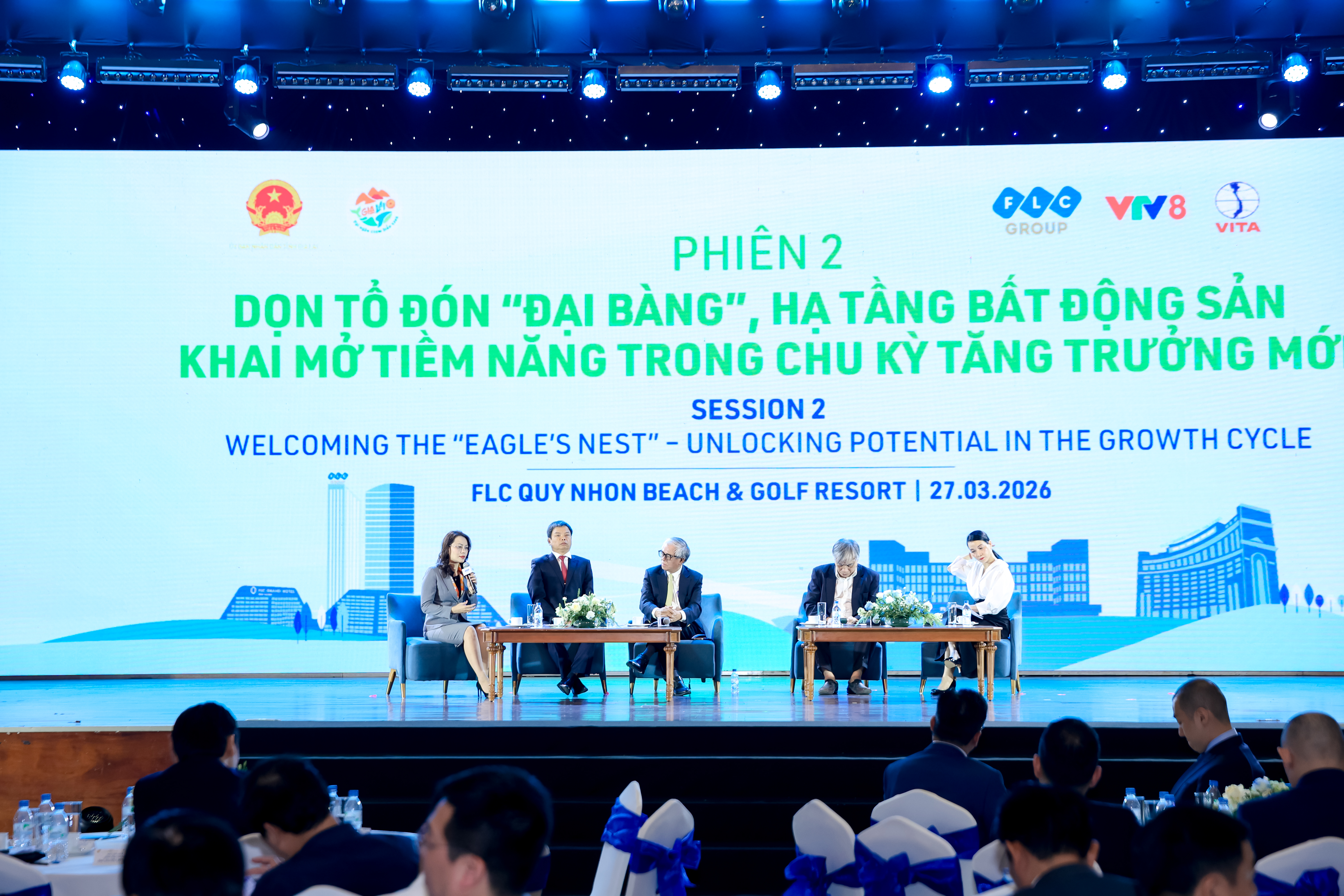 Phiên thảo luận tại Hội thảo "Gia Lai 2026: Kích hoạt trục Biển - Cao nguyên".