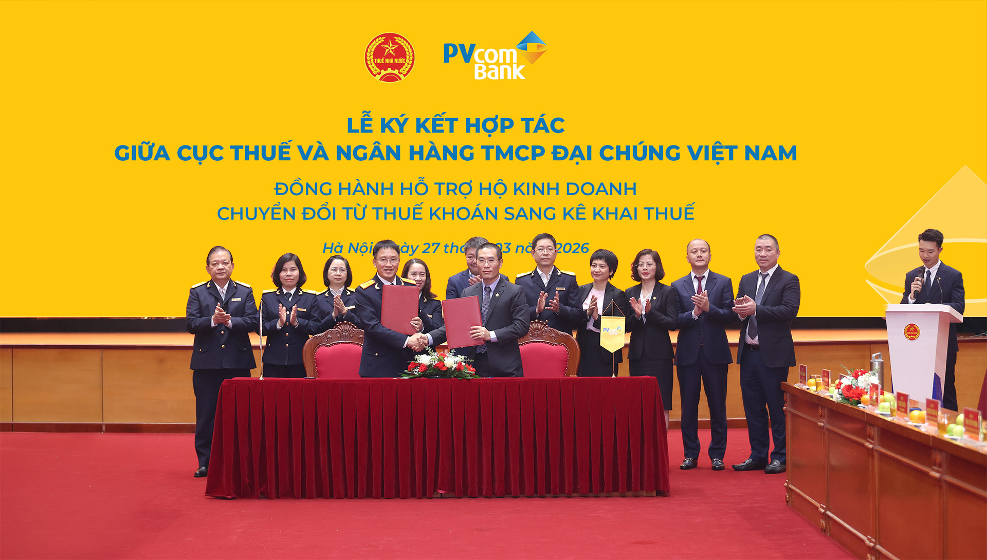 PVcomBank hợp tác với Cục Thuế hỗ trợ hộ kinh doanh kê khai thuế. Ảnh: PVcomBank.