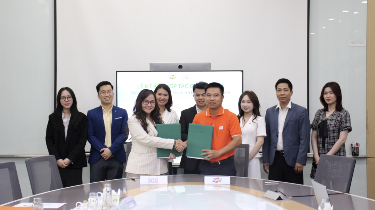 FPT và SGS Việt Nam bắt tay tạo lập mô hình hợp tác tích hợp công nghệ – chứng nhận trong kiểm kê khí nhà kính. Ảnh: FPT.