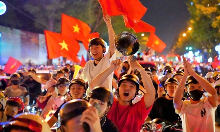 Thể thao nói chung, bóng đá nói riêng rất được yêu thích tại Việt Nam, nhưng kinh tế thể thao chưa phát triển tương xứng.