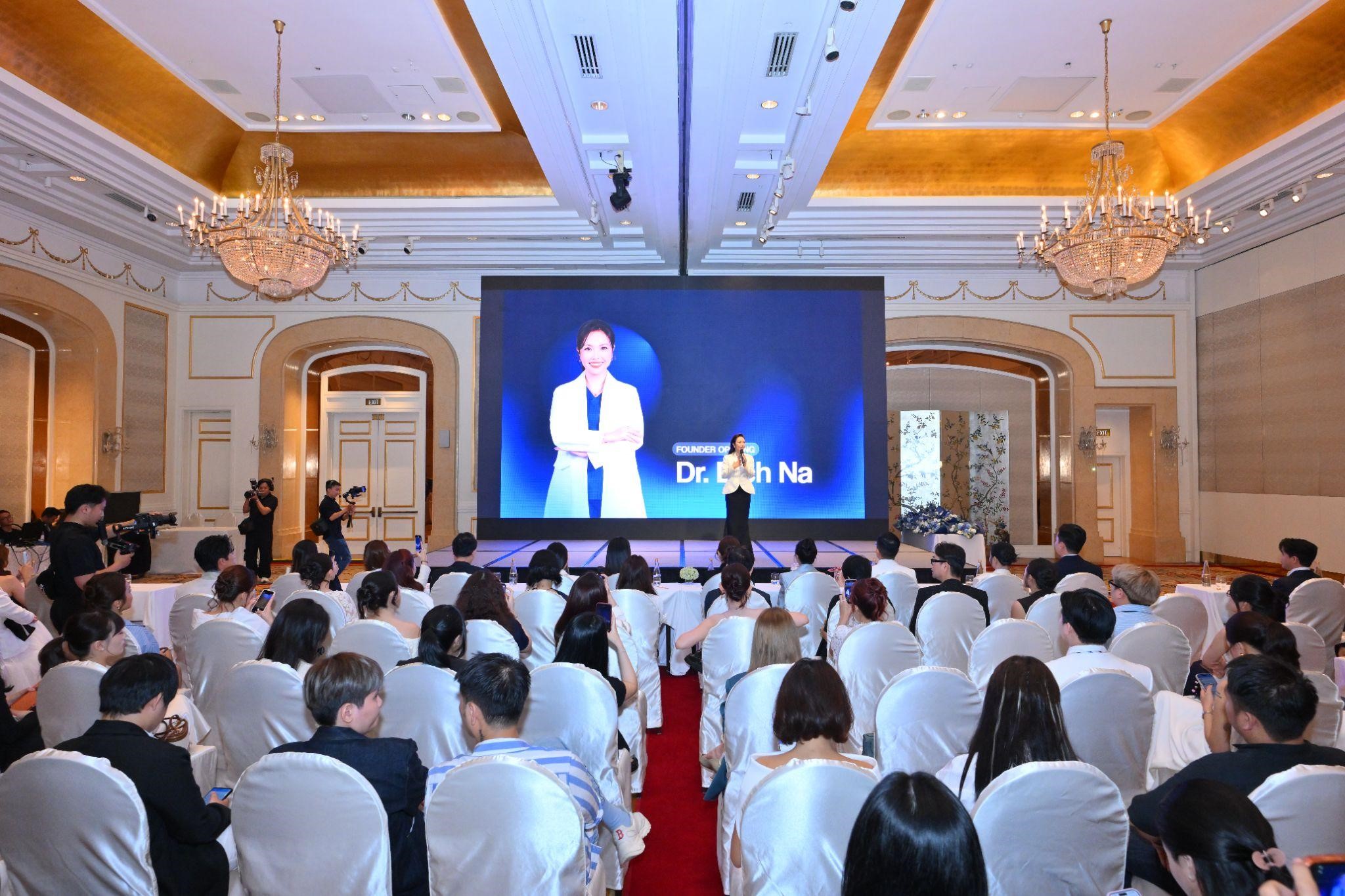 TS.BS Bích Na - Giám đốc Chuyên môn Science Elite chia sẻ về tầm nhìn và sứ mệnh của đội ngũ Science Elite. Ảnh: Science Elite.