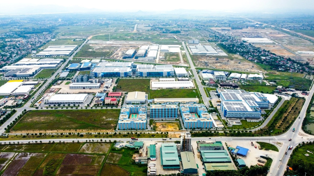 Khu công nghiệp VSIP Nghệ An trong Khu Kinh tế Đông Nam. Ảnh tư liệu: Thành Cường