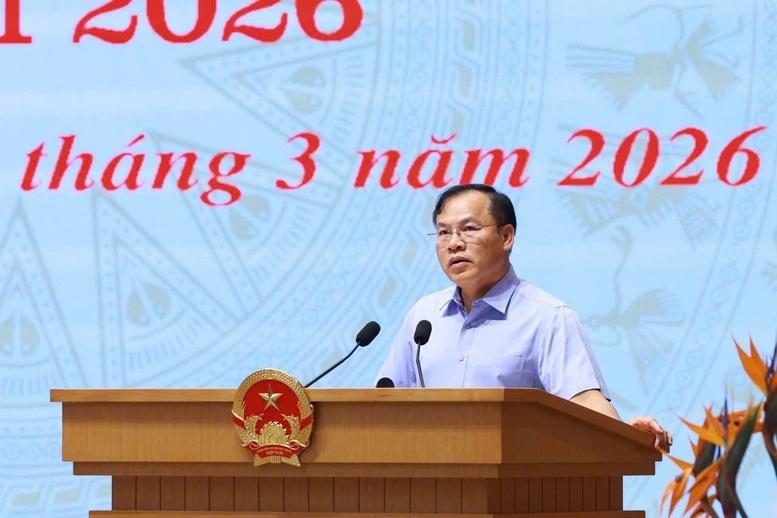 Thượng tướng Nguyễn Văn Long, Thứ trưởng Bộ Công an báo cáo về một số kết quả, tồn tại và phương hướng triển khai Đề án 06 - Ảnh: VGP.&nbsp;