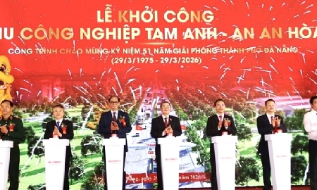 Lãnh đạo Quốc hội và UBND TP. Đà Nẵng thực hiện nghi thức khởi công dự án.