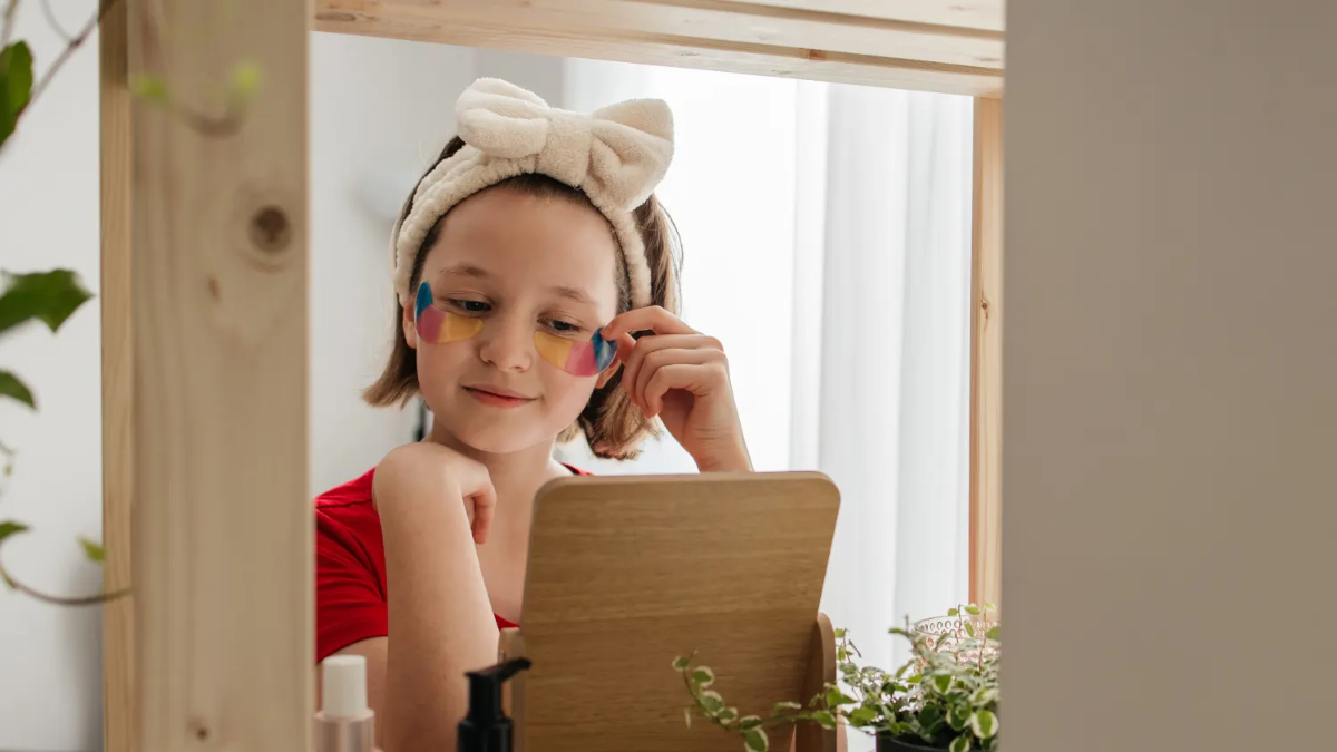 Đâu là “độ tuổi phù hợp” để bắt đầu sử dụng mỹ phẩm?