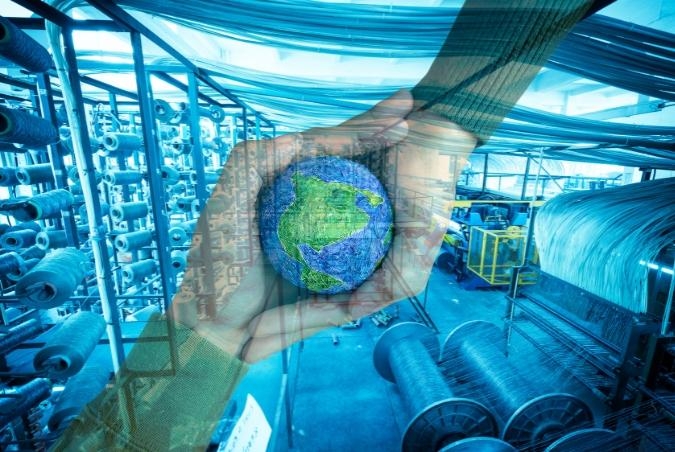 Các nhãn hàng quốc tế ngày càng yêu cầu minh bạch về phát thải và giảm phát thải trong toàn bộ chuỗi cung ứng. Ảnh minh họa