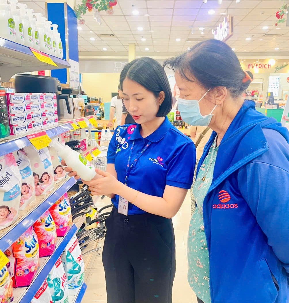 200 sản phẩm giặt xả được giảm giá sâu, giúp người tiêu dùng chủ động dự trữ hàng thiết yếu với chi phí hợp lý.&nbsp;